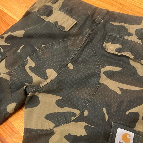 Carhartt W.I.P Aviation Camouflage Cargo Pants Sz. 28x32 - Picture 4 of 9